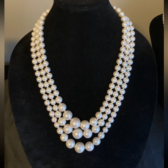 Vintage Lot of 3 Japan Faux Pearl Multi-Strand Necklaces &Earrings Stamped Japan - Picture 7 of 15